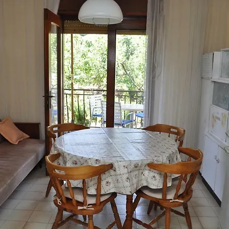 Apartman Kraljev アパート Opatijski Torovi